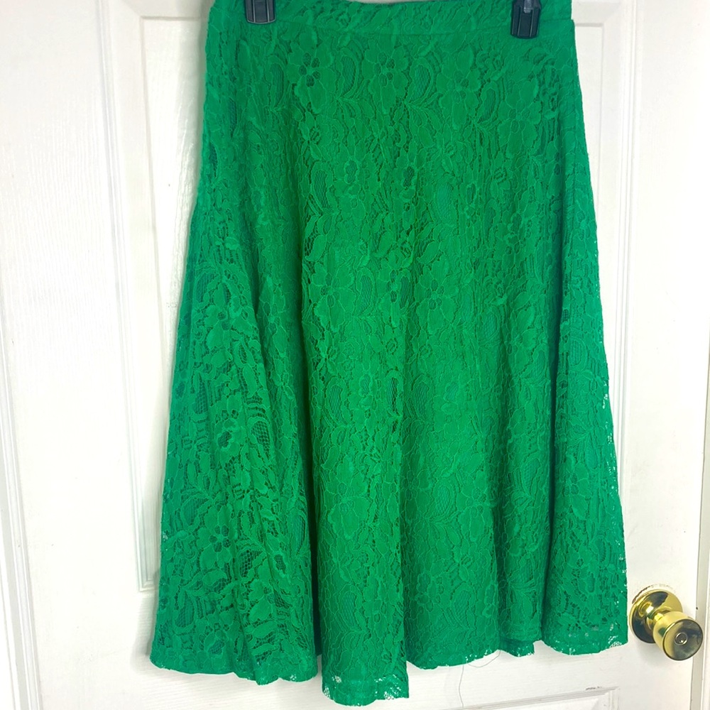 Yumi Emerald Green Floral Lace A line Midi Skirt Size 6/8 Viscose Blend Stretch